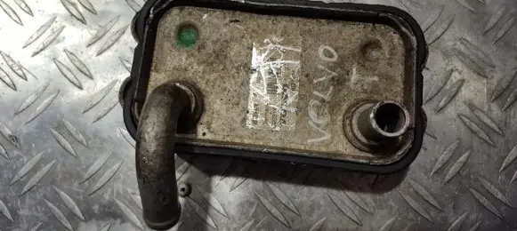 Volvo S70 V70 V70 XC Engine oil radiator 