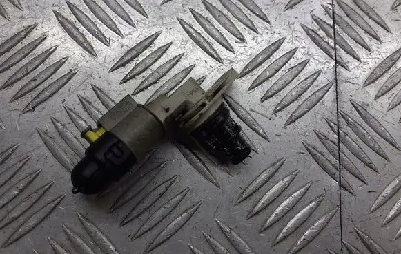 Opel Corsa C Camshaft vanos timing valve 46798365