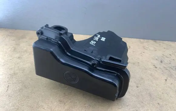 BMW 5 F10 F11 Fuse box cover 7555155 12907555155 7555157