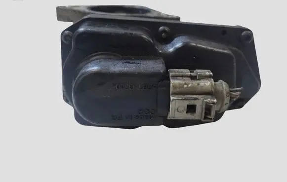 Volkswagen PASSAT B6 EGR valve 03G131501