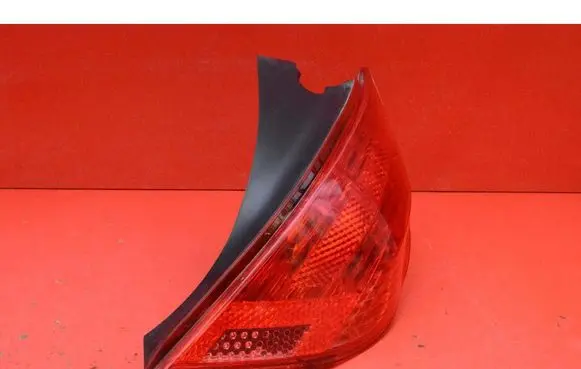 Peugeot 308 Rear/tail lights 9680425680