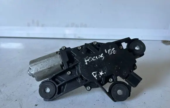 Ford Focus Rear window wiper motor 0390201814 30699261