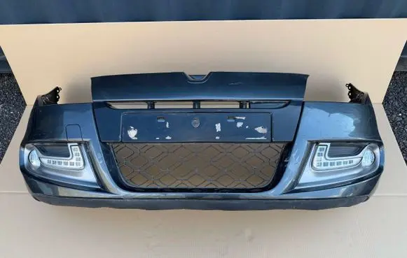 Renault Megane III Front bumper 620221625R