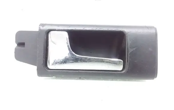 Audi A6 S6 C4 4A Front door interior handle 4A0837019B