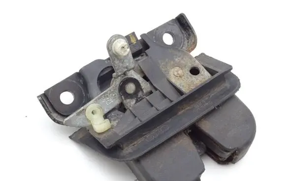 Audi A6 S6 C5 4B Tailgate/trunk/boot lock/catch/latch 4B9827505C