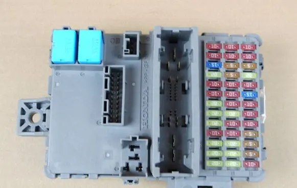 Honda CR-V Fuse box set TPAG110