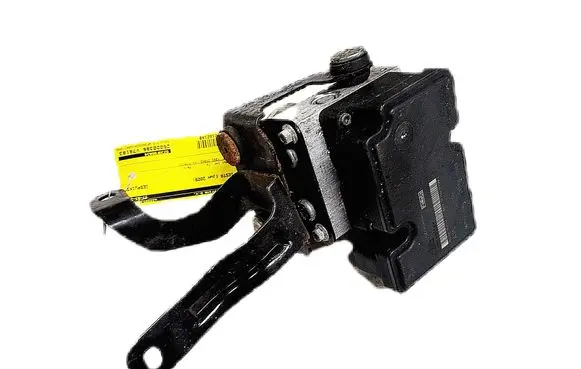 Ford Fiesta ABS Pump 8V512M110AD