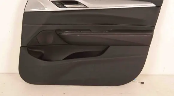 BMW 6 G32 Gran Turismo Front door card panel trim 7416876