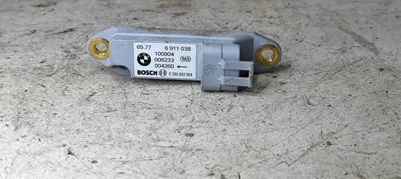 BMW X5 E53 Airbag deployment crash/impact sensor 6911038 006233 0285002064