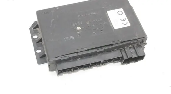 Audi TT Mk1 Central body control module 8N8962267E