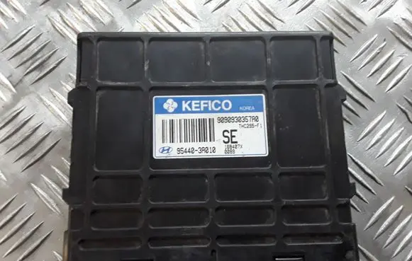 Hyundai Sonata Engine control unit/module 954403A010 9090930357A0