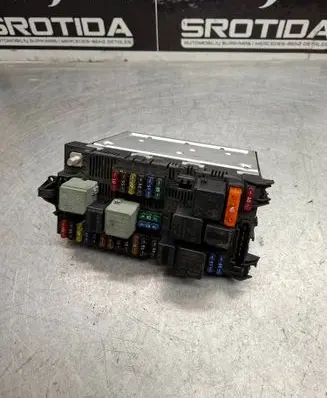 Mercedes-Benz E W211 Fuse module 2115453001