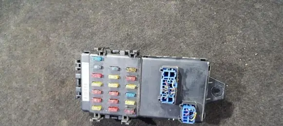 KIA Carnival Fuse box set 806066