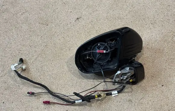Mercedes-Benz E W238 Front door wing mirror part A2388102500