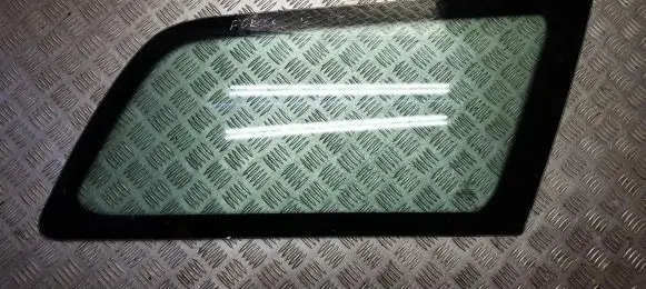 Ford Focus Rear side window