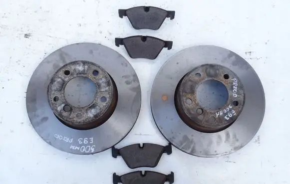BMW 1 E81 E87 Front brake disc 150342720