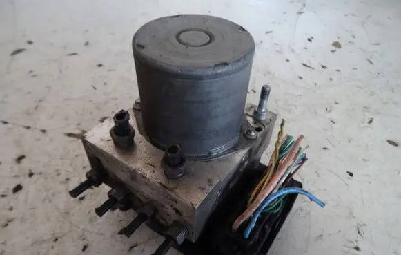 Peugeot 308 ABS Pump 9665363180