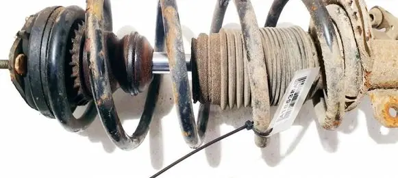 Ford Mondeo Mk III Front coil spring 