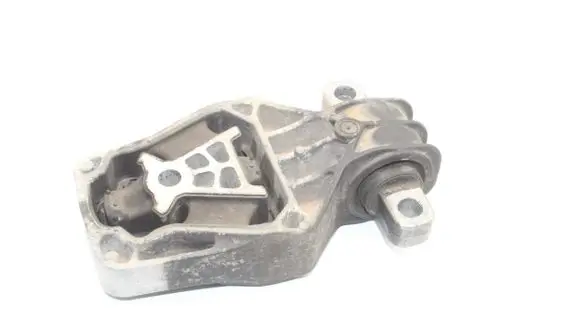 Mercedes-Benz A W176 Engine mount bracket A2462401209