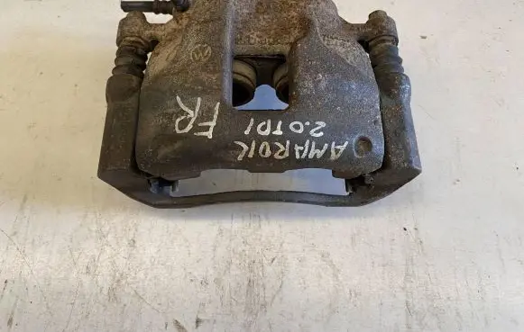 Volkswagen Amarok Front brake caliper 2H0615106C