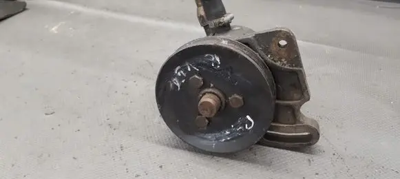 Rover Land Rover Power steering pump err0626