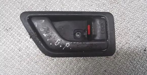 Hyundai Getz Front door interior handle 826201C020