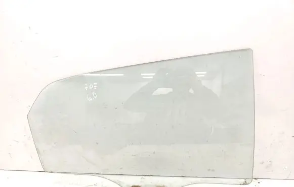 Mazda 2 Rear door window glass 43R00011 M308