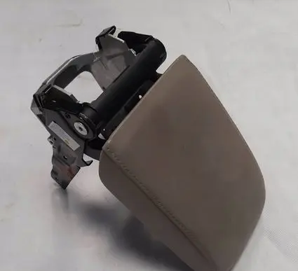 Volkswagen Golf VII Armrest 5G0864207A