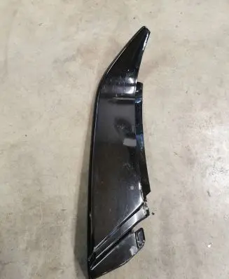 Chevrolet Corvette C7 Under headlight/headlamp trim 84627834