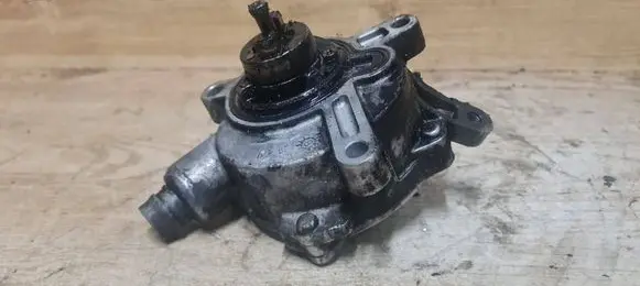 Vacuum pump
