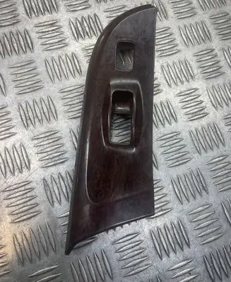 Nissan Primera Front door window switch trim 809602Y100