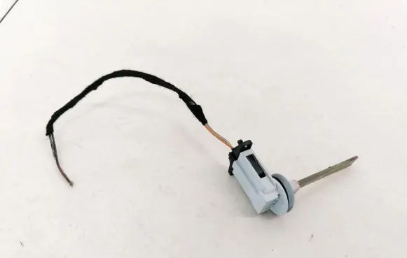 Mercedes-Benz ML W164 Interior temperature sensor A1638300272 2504070956