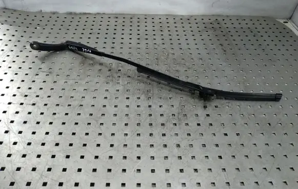 Volkswagen Golf IV Windshield/front glass wiper blade 