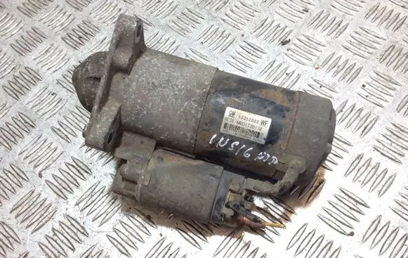 Opel Insignia A Starter motor 55352882