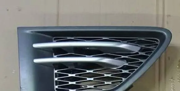 Land Rover Range Rover Sport L320 Fender grill AH32-16A414-AAW