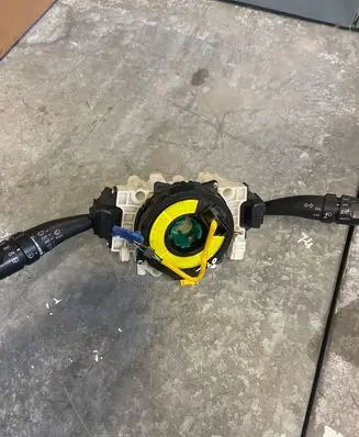Ford Focus C-MAX Wiper control stalk 17D940