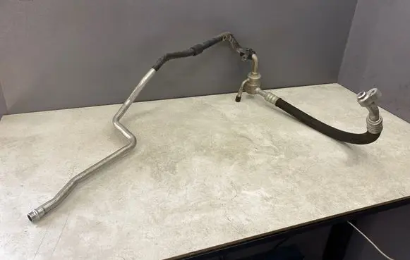 Audi A3 S3 8L Air conditioning (A/C) pipe/hose 1J1820743H