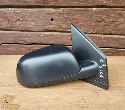 Volkswagen Polo Manual wing mirror E1010695