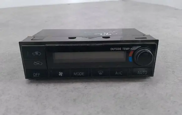 Nissan X-Trail T30 Climate control/heater control trim 