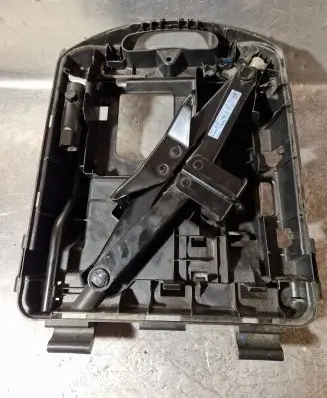 Nissan NV300 Glove box in trunk 995018195R 93868419