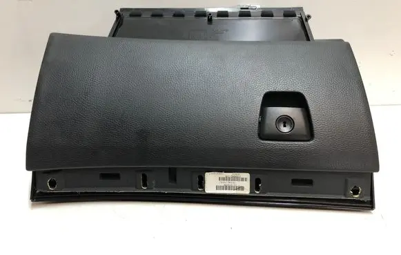 Volvo XC90 Glove box 3409421