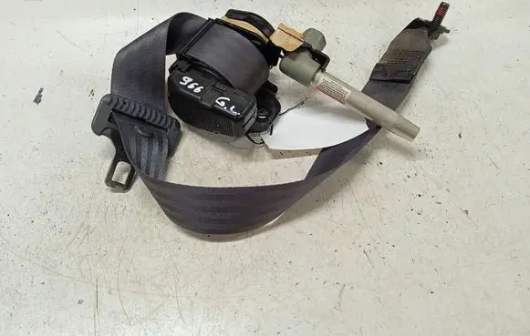 Volvo S80 Middle seatbelt (rear) 570521400L