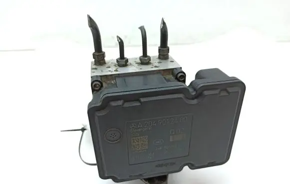 Mercedes-Benz C W204 ABS Pump A2049012400 A2044311912 10092623103