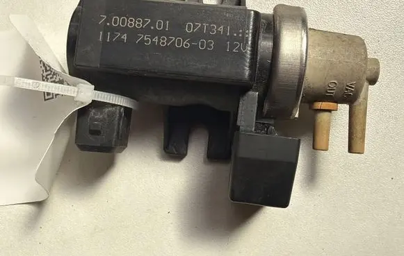 BMW 3 E90 E91 Turbo solenoid valve 7548706