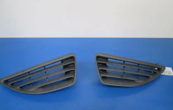 Renault Megane I Front grill
