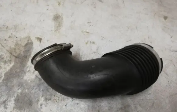 BMW M3 F80 Air intake hose/pipe 7846271