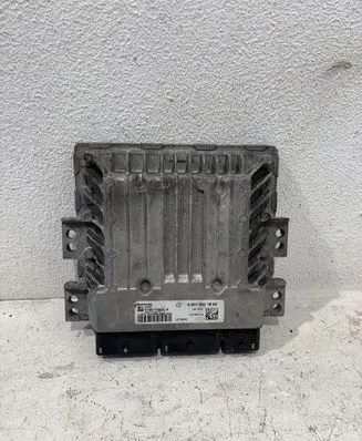 Mercedes-Benz B W246 W242 Engine control unit/module A6079001800
