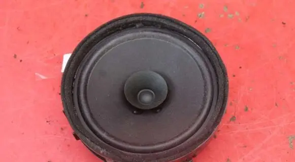 Mitsubishi ASX Subwoofer speaker 8720A147