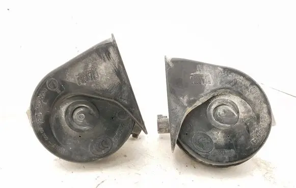 Volvo XC70 Horn signal 0055306 A046522