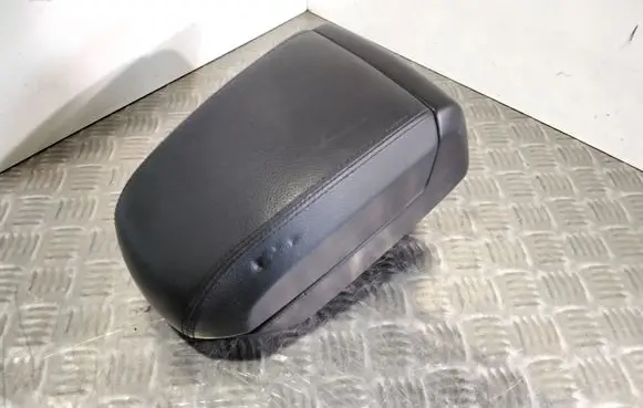 Chevrolet Captiva Armrest